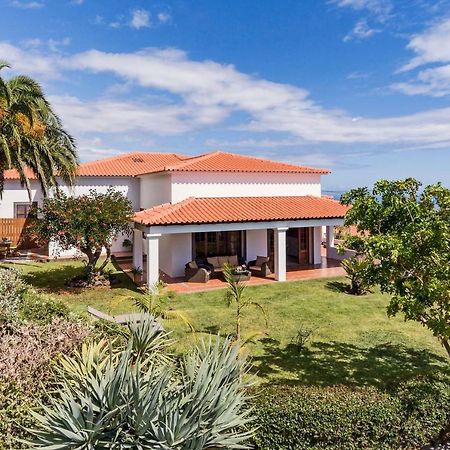 Southern Sunny House By An Island Apart Villa Calheta  Exterior photo