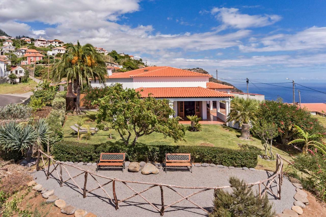 Southern Sunny House By An Island Apart Villa Calheta  Exterior photo